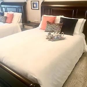Rockwood House Bed & Breakfast Nanaimo